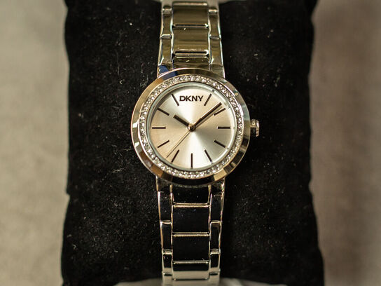 Ur DKNY Eastside Mini 28 mm