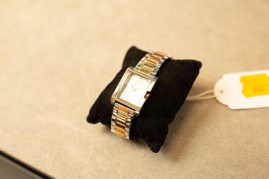 Ur DKNY Westside Midi 25,5x33,5 mm