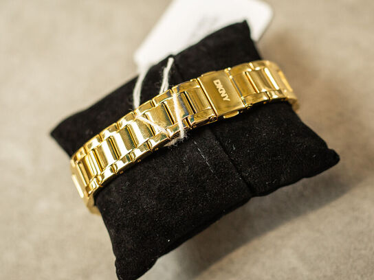 Ur DKNY Westside Midi 25,5x33,5 mm