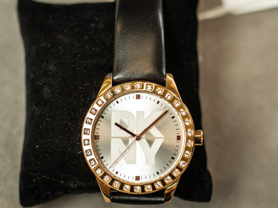 Ur DKNY Parsons Glitz 34 mm