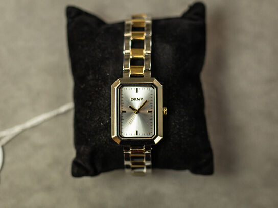 Ur DKNY Uptown Midi 22x35 mm