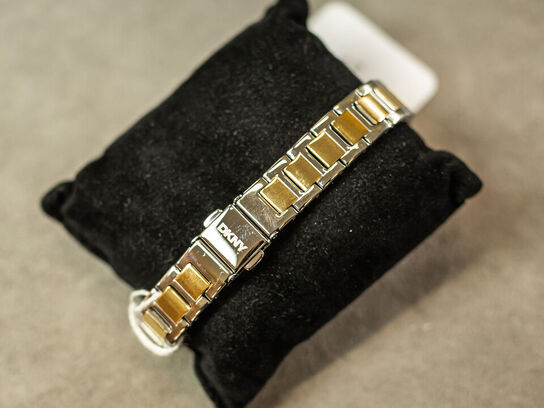 Ur DKNY Park Ave Logo 30 mm