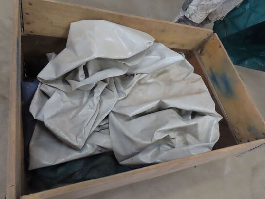 Palle med diverse pallehætter