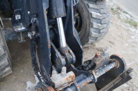 Teleskoplæsser KUBOTA KTH4815