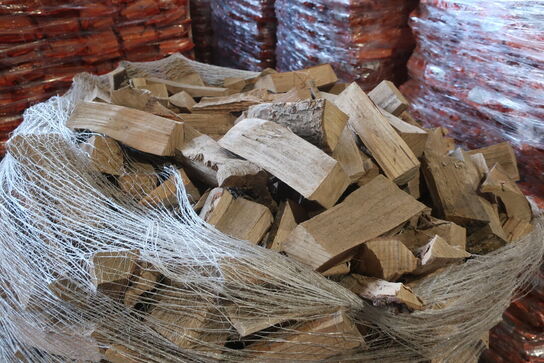 1,15 kbm. Brænde af ask