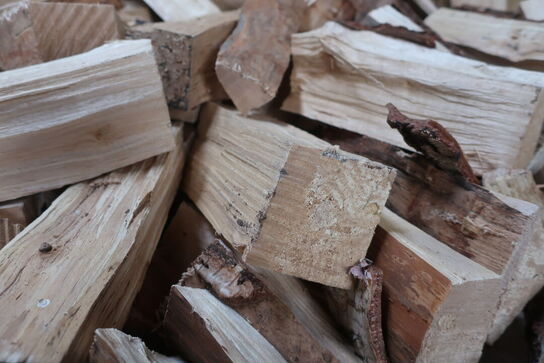 1 kbm. Brænde af løvtræ