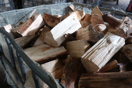 1 kbm. Brænde af bøg 