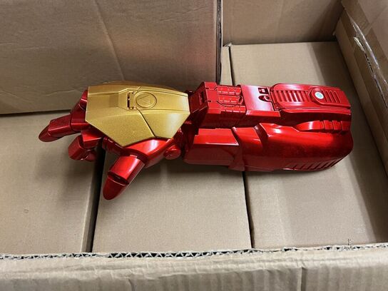 10 stk. ironhand, 17 stk. elektrisk gel legetøjspistol og fjernstyret fly