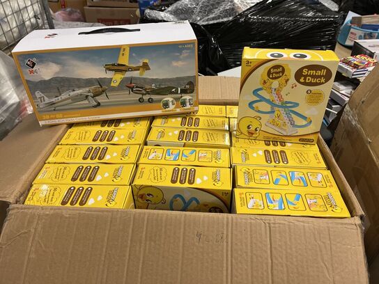 42 stk. small duck, 20 stk cute crab/octopus og fjernstyret fly