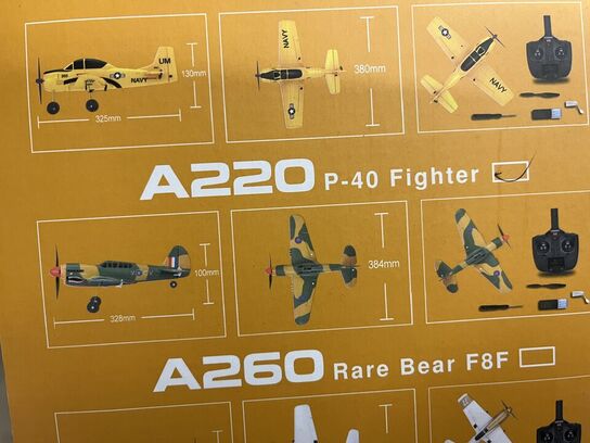 10 stk. ironhand, 17 stk. elektrisk gel legetøjspistol og fjernstyret fly