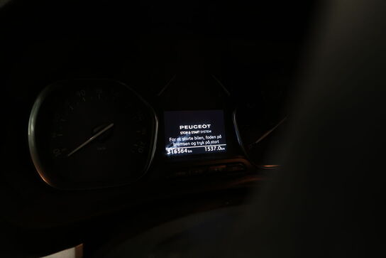 Varebil PEUGEOT Expert 2.0 Bluehdi 177 L3 Eat8