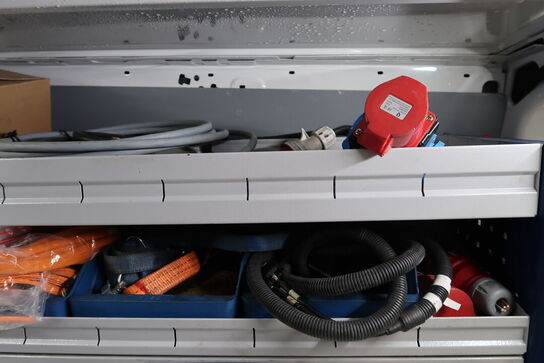 Varebil PEUGEOT Expert 2.0 Bluehdi 177 L3 Eat8