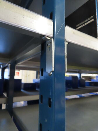 4 rækker med 10-12 fag lagerreoler