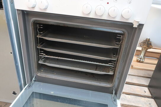 Komfur BOSCH HLN422020S & SIEMENS opvasker 