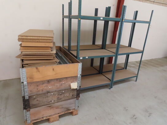 Stålreoler md MDF hylder. Ukendt antal pakket i palle (MOMSFRI)