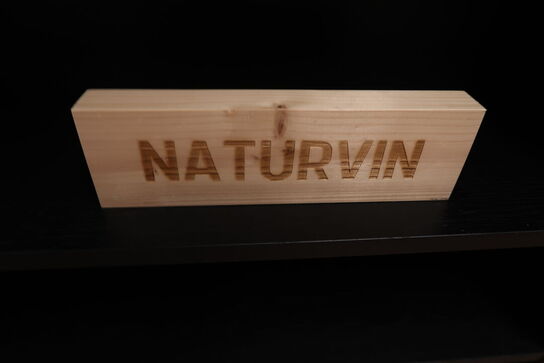 30  stk. træskilte (navne område)