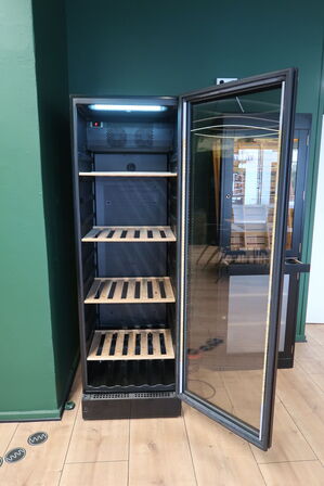 Vinkøleskab, Vestfrost WFG185