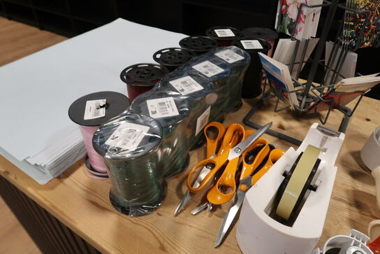 Kassedisk med indhold 