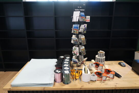 Kassedisk med indhold 