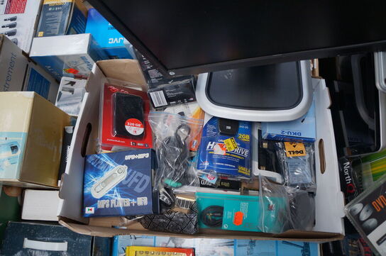 Palle med diverse elektronik 