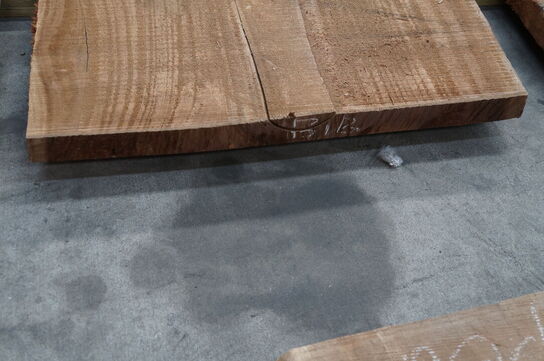 IROKO Planke (AFRIKANSK TEAKTRÆ)