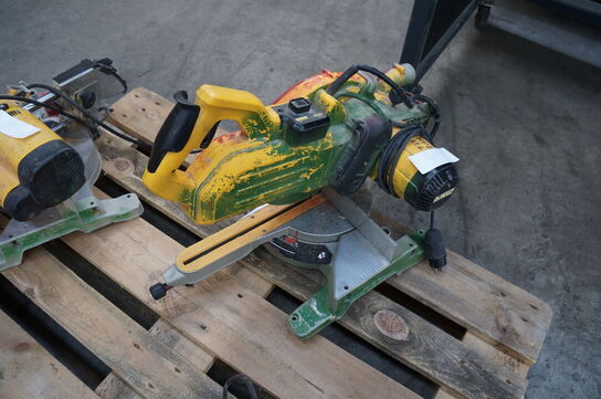 Kap/geringssav DEWALT 