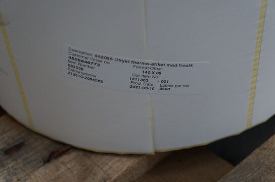 Palle med diverse labelpapir 