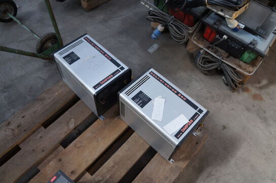 2 stk. Softstarter DANFOSS 