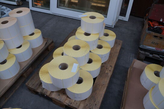 Palle med diverse labelpapir 