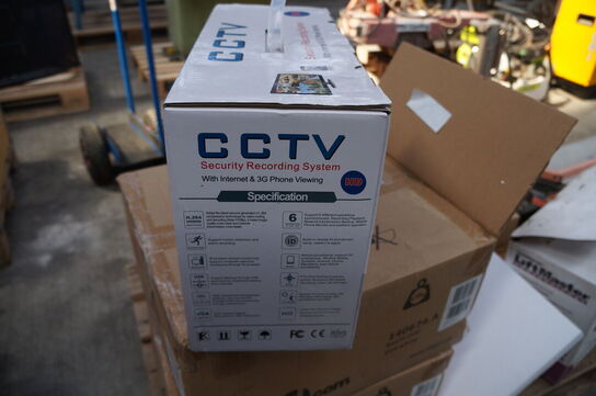 Sikkerhedsudstyr & 2 stk. vaske mv.