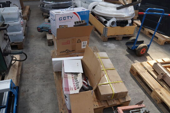 Sikkerhedsudstyr & 2 stk. vaske mv.