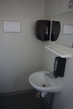 20 fods toilet container