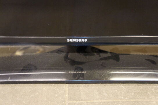 43 tommer TV SAMSUNG  HG40EA590