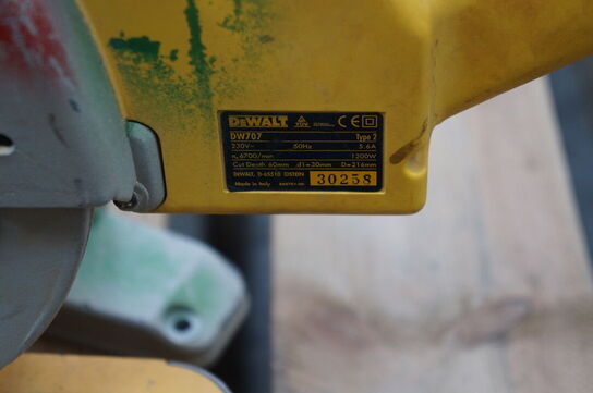 Kap/geringssav DEWALT 