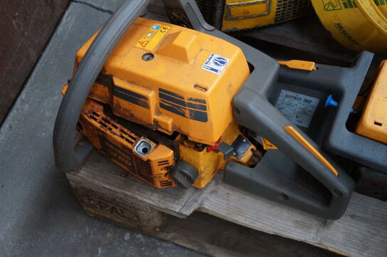 Palle med diverse motorsave mv. 