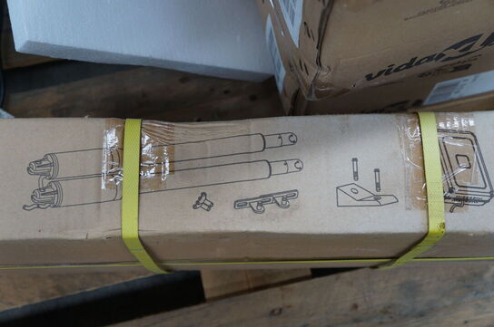 Sikkerhedsudstyr & 2 stk. vaske mv.