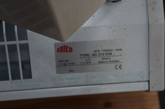 2 stk. Varmeblæsere FRICO AD 210 E06