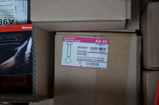 Diverse bolte + diverse skærehandsker 