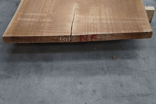 IROKO Planke (AFRIKANSK TEAKTRÆ)