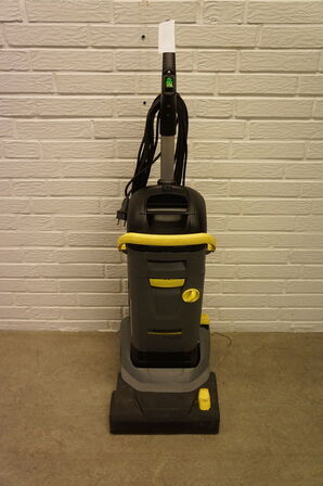 Gulvvasker KÂRCHER PROFESSIONAL BR 30/4 C