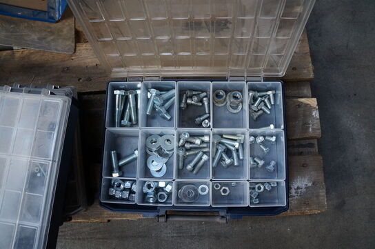 4 stk. Sortimentskasser inkl. Diverse bolte