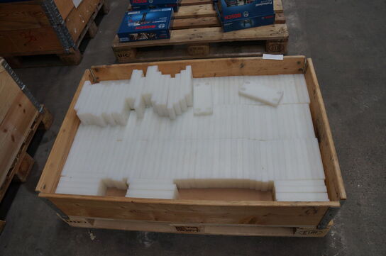 Palle med plastelementer 