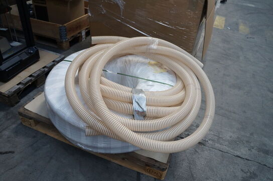 Diverse plast slanger 