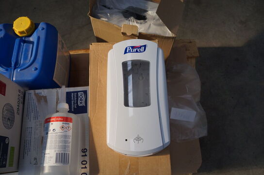 Palle med sæbedispendser + sæbe 