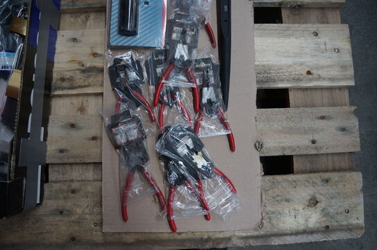 1 kasse blandet værktøj 