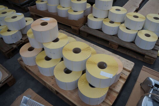 Palle med diverse labelpapir 