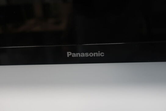 Fjernsyn PANASONIC med fjernbetjening