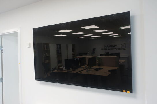 Fjernsyn PANASONIC med fjernbetjening