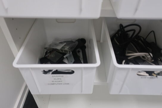 2 x reoler med Låse / elektronik m.m.