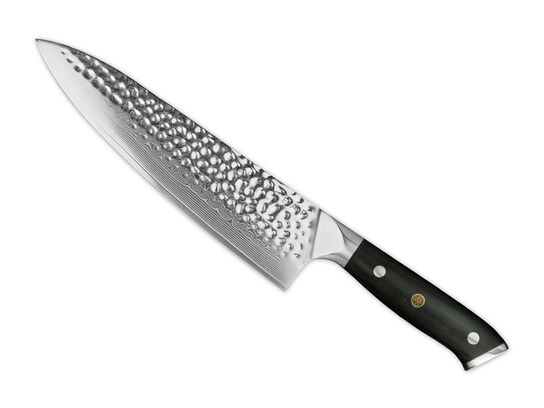 Kokkekniv, 21 cm knivblad, udført i 67 lags Damaskus stål. 